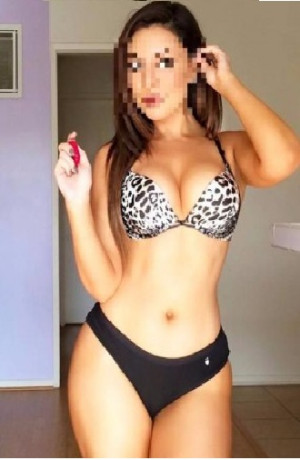 Failsworth Cheap Escort